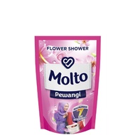 Molto Pewangi Pakaian Ukuran 780ml Molto Pewangi Pelembut Pakaian