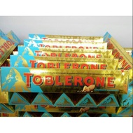 🍫 TOBLERONE