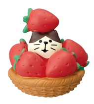 日本 DECOLE Concombre 草莓蛋糕祭旅貓公仔/ 草莓籃貓貓
