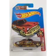 Hotwheels 52 Hudson Hornet STH Super Treasure Hunt
