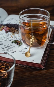 01LIV不銹鋼濾茶器 CHICHI濾茶球 小葉勺吊饰 原創設計 泡茶器