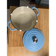 local stock le creuset cast iron pot plastic clips lid protectors lid spacer Lodge Staub Smithey ikea