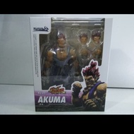 SHF Street Fighter Gouki Akuma KWS Figure