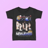 CHILDREN'S T-SHIRT BAND COOKIE NEWJEANS NWJNS NEW JEANS KPOP KOREAN KOREA GIRLBAND | TSHIRT DISTRO B