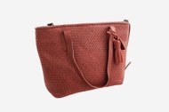 Tenong Ayu Maroon by Rorokenes