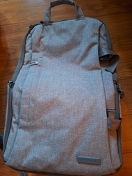 Off toco Grey Backpack 背包