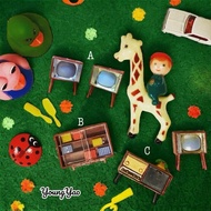 Miniature Tv Bookcase And Vintage Style Turntable