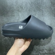 Adidas yeezy slide resin 防滑一字拖鞋