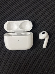 AirPods 3(充電盒/右耳)