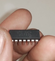 IC LM 723 L723 Original UTC Analog Regulator power suplai
