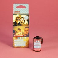 DJS LIFESTYLE 觀塘店 - LOMOGRAPHY REDSCALE XR ISO 50-200 35mm 彩色負片 (3 X 36 張底片) 這卷菲林讓相片呈現不同紅色、橙色、黃色，甚至冷