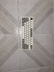 白色 60% 機械鍵盤