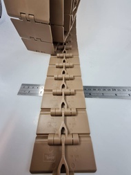 820-K325 สายพานลำเลียง(Conveyer) ขวดในโรงงานอุตสาหกรรมเป่าขวดหรือโรงงานผลิตน้ำ ความยาม 3 เมตร