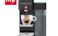 【illy 膠囊咖啡機 黑 (Y5 BLACK)】讓製作咖啡更加簡單 功能與美觀兼具