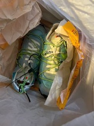 Nike waffle racer off-white  us 9.5 男裝 全新般  没盒沒單(留意描述）