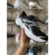 Skechers VP Shoes Size 41