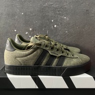 D41Ly 3.0 0L1ve Str4ta C0re Bl4ck Cl0ud Wh1te