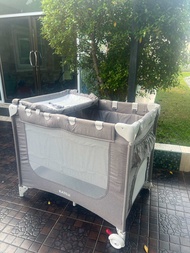 เปลเพล Katoji มีรองเปลี่ยนผ้าอ้อม มีช่องซิปลอดเล่นบ้านบอลได่ รุ่นใหม่ สภาพสวย 90%