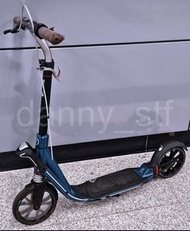 全場至抵👍🏻兩部 Decathlon OXELO Town 9 EF V2 Petrol Blue 頂級款 避震滑板車 原價$16xx一部(輕量之選/極速摺合專利設計)