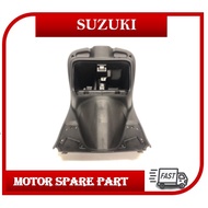 (100% ORIGIANL) SUZUKI VS125 LEGSHIELD ASSY VS 125 150 FRONT BOX COVER HITAM BOX DEPAN TONG COVER KU