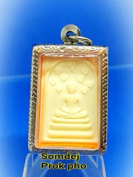 Collectible Item- Very RareValuable item One of Thai Recent Top 3 Monk Lp Pern Nur GraDook Phra Somd