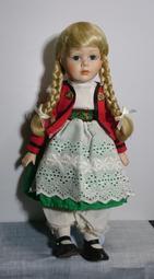 陶瓷娃娃 北歐女孩 復古玩偶 人型玩偶 民族服飾