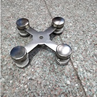 Spider feet catch small tempered glass with 7cm hole heart