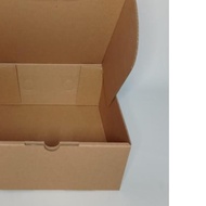 TM BOX CAKE BOX CORRUGATED CAKE/ 18x18x8 (10Pcs)