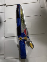 《獸電戰隊強龍者》DX版的斬擊雷鳴劍