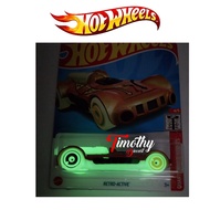 Hot Wheels Lets Race Glow In The Dark Retro Active Orange