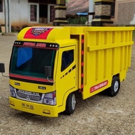 Miniatur mobil truk oleng kayu mobilan mainan anak truck oleng kayu