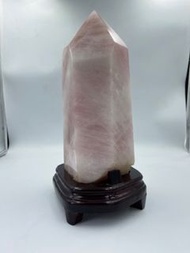 粉水晶柱實際水晶重量5.8公斤實物拍攝紋路礦紋收到的如照片一樣招愛情人緣的粉紅水晶太美只要2000元