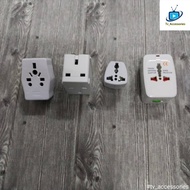 universal plug adapter 3way 3pin / 2pin extension tv plug socket travel use universal plug top exten