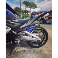 MT25 / R25 V1 V2 HUGGER REAR (FIBRE) -  MT-25 BLACK /Blue