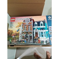 Lego 10270 Creator Expert Bookshop (Ready Stock)