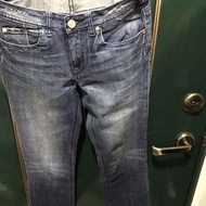 Big train 女牛仔褲，低腰W32吋，長86、褲檔19cm，9.5成新，鑽飾扣