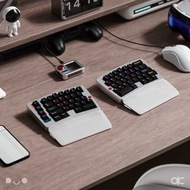 QK Alice Duo Wireless Split Keyboard by Qwertykeys & Owlab