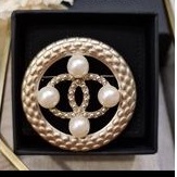 Chanel Gold Round Brooch, Premium Chanel