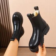 Women's Thick Sole Thermal Lined Boots, Fashionable & Versatile Black Patent Faux Leather Chelsea An