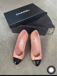 Chanel粉黑拼色粗跟高跟鞋 35.5號 穿一兩次配件有防塵帶 鞋盒