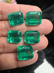 มรกต พลอยโคลัมเบีย LAB columbia Green Emerald Lab emerald 8 carats  1 pieces sizes  12x14mm