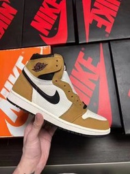 💥現貨💥人氣爆款 百搭復古 Air Jordan 1 High OG "Rookie of the Year" 年度新秀 高幫休閒運動籃球鞋 | 款號：555088-701 | 配色：麥黃/米白/經典