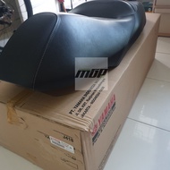HITAM Top SEAT XMAX Black DOUBLE SEAT ASSY ORIGINAL ORIGINAL YGP B74-F4730-00