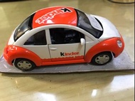 【杜老師的二手商店】（台灣現貨） Kinder 健達出奇蛋 福斯金龜車 T011-1 模型車 限量發行 （已拆封無外盒）