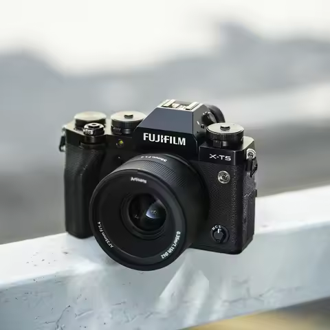 7artisans AF 35mm F1.4 APS-C Auto Focus Large Aperture Camera Lens For Fujifilm XF X-M50 X-M5 X-T5 X