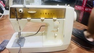 Singer footpedal sewing machine Japan electric