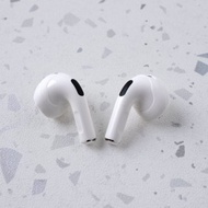 AirPods 3 超薄止滑防掉矽膠耳機套 - 三組入 (可收納進充電盒)