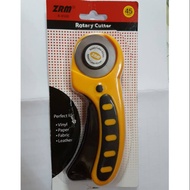 Rotary cutter manual Rotary cutter/