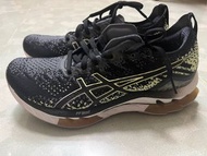 ASICS運動鞋