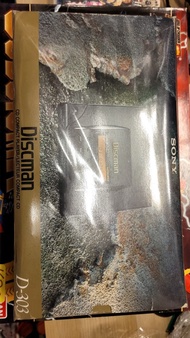 sony D-303 brand new discman  9496 7196     旺角信和中心217號舖